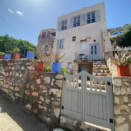 בית נופש Kasa Antika Meyísti