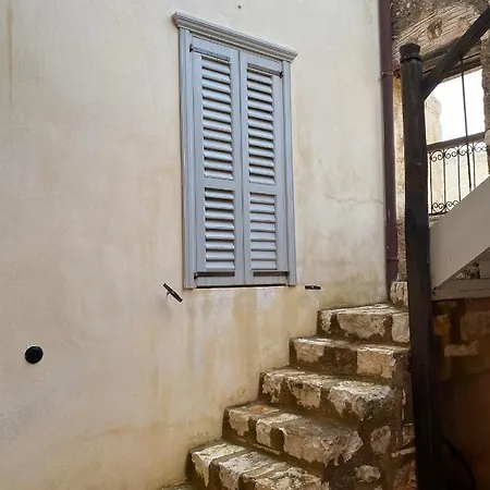 בית נופש Kasa Antika Meyísti